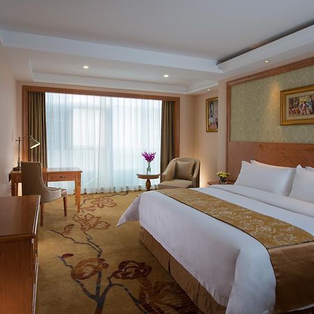 Vienna International Hotel Shanghai Hengshan Road Exteriör bild