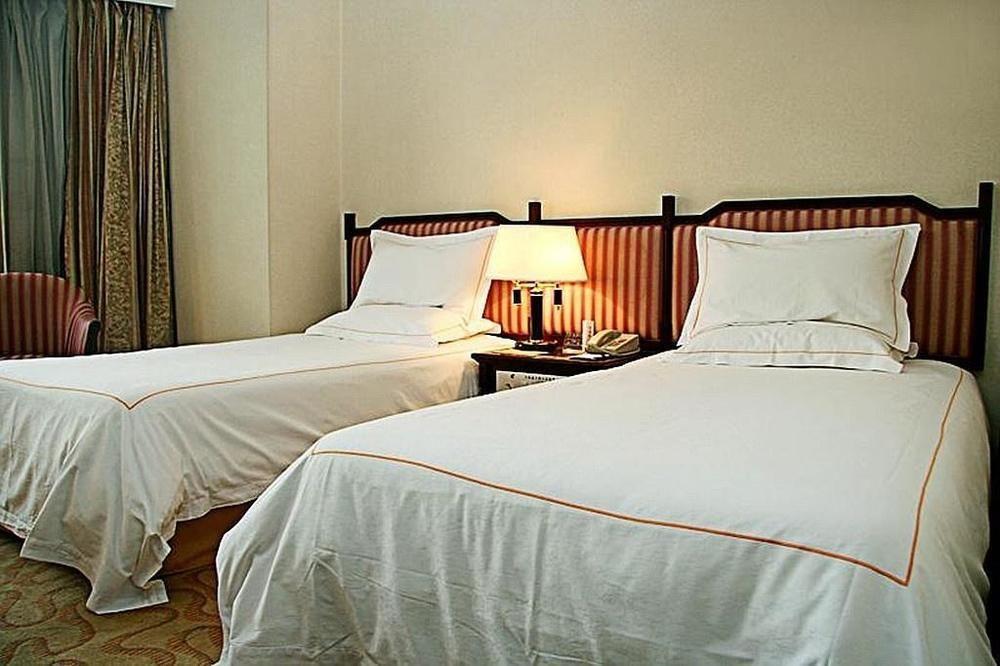 Vienna International Hotel Shanghai Hengshan Road Exteriör bild
