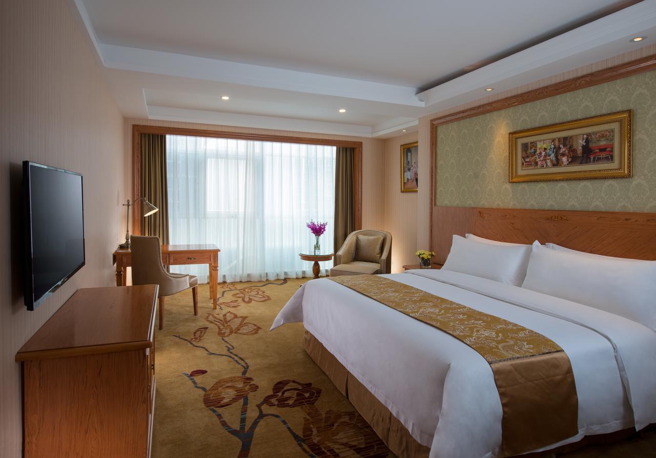 Vienna International Hotel Shanghai Hengshan Road Exteriör bild